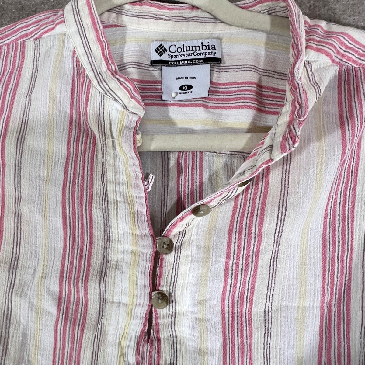 Columbia Henley Top Womens XL Pink White Striped Cotton Ruched Sleeve Minimalist