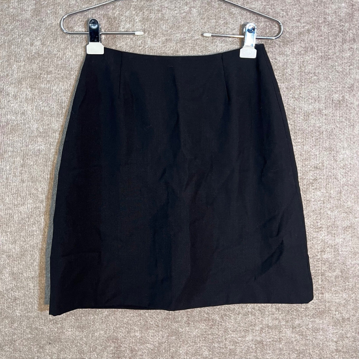 Emporio Armani Mini Skirt Womens 26" 2-4 Wool Blend Pencil Professional Chic