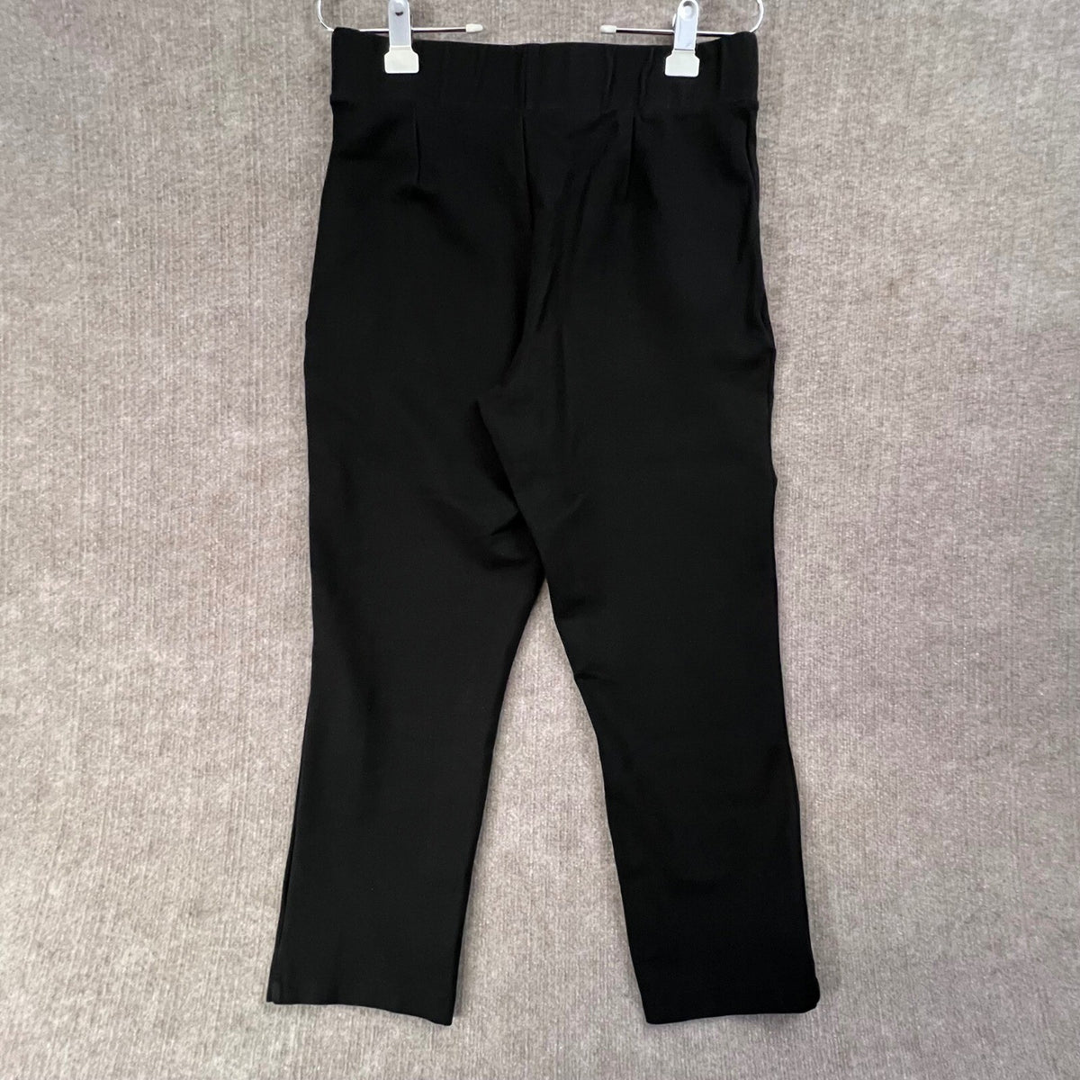Universal Standard Black XS Cropped Pants Zip Pockets Casual Athleisure Trousers