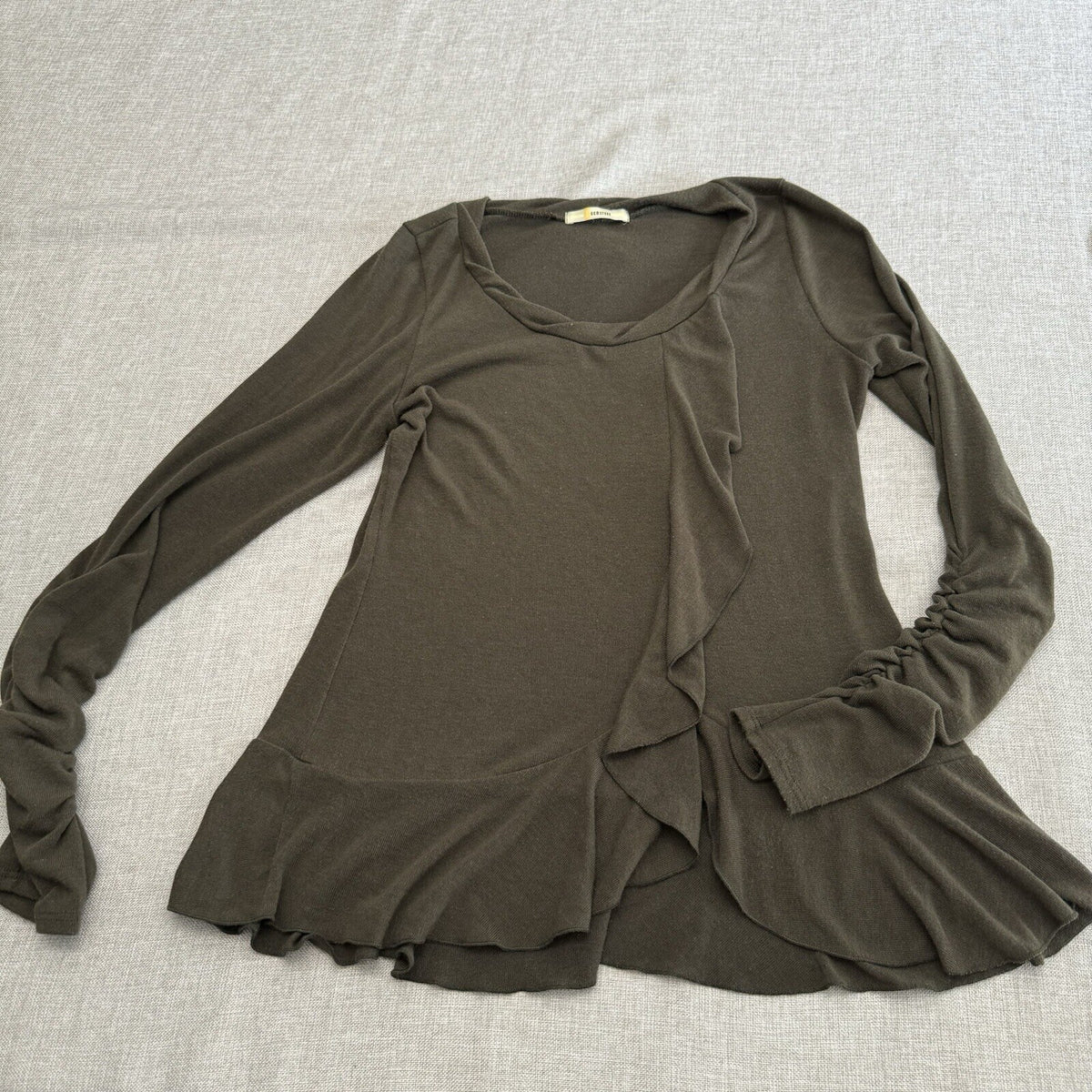 Gemstone Sz L Women Light Knit Olive Boho Lagenlook Ruffle Sweater USA
