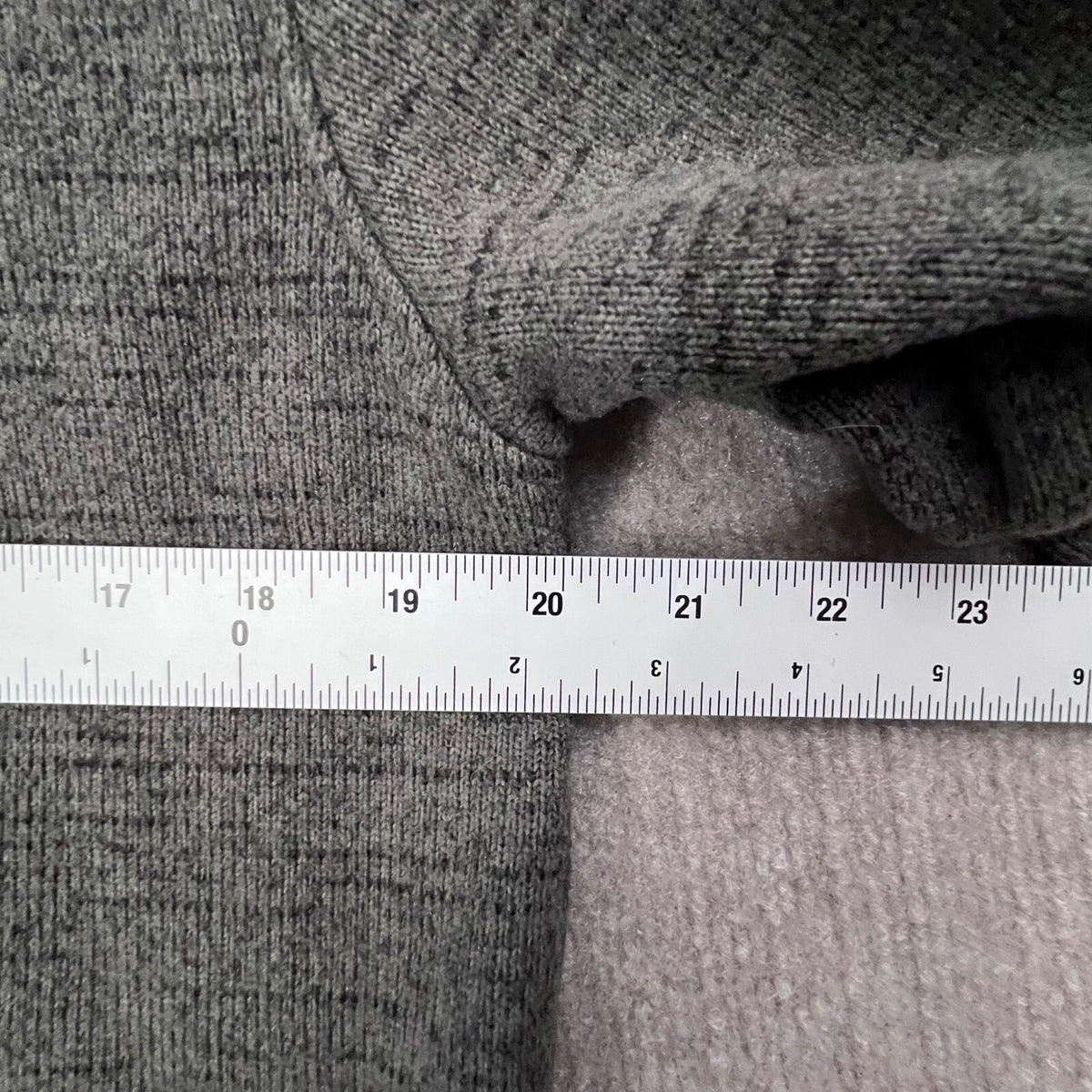 Under Armour Mens Pullover Sweater Gray Fleece 1/4 Snap Mock Neck MD