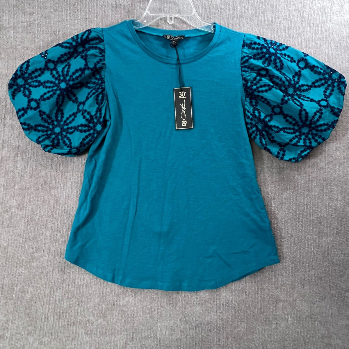 Diane Gilman 30th Anniversary Puff Sleeve Eyelet Embroidered Jersey Tee XS NWT