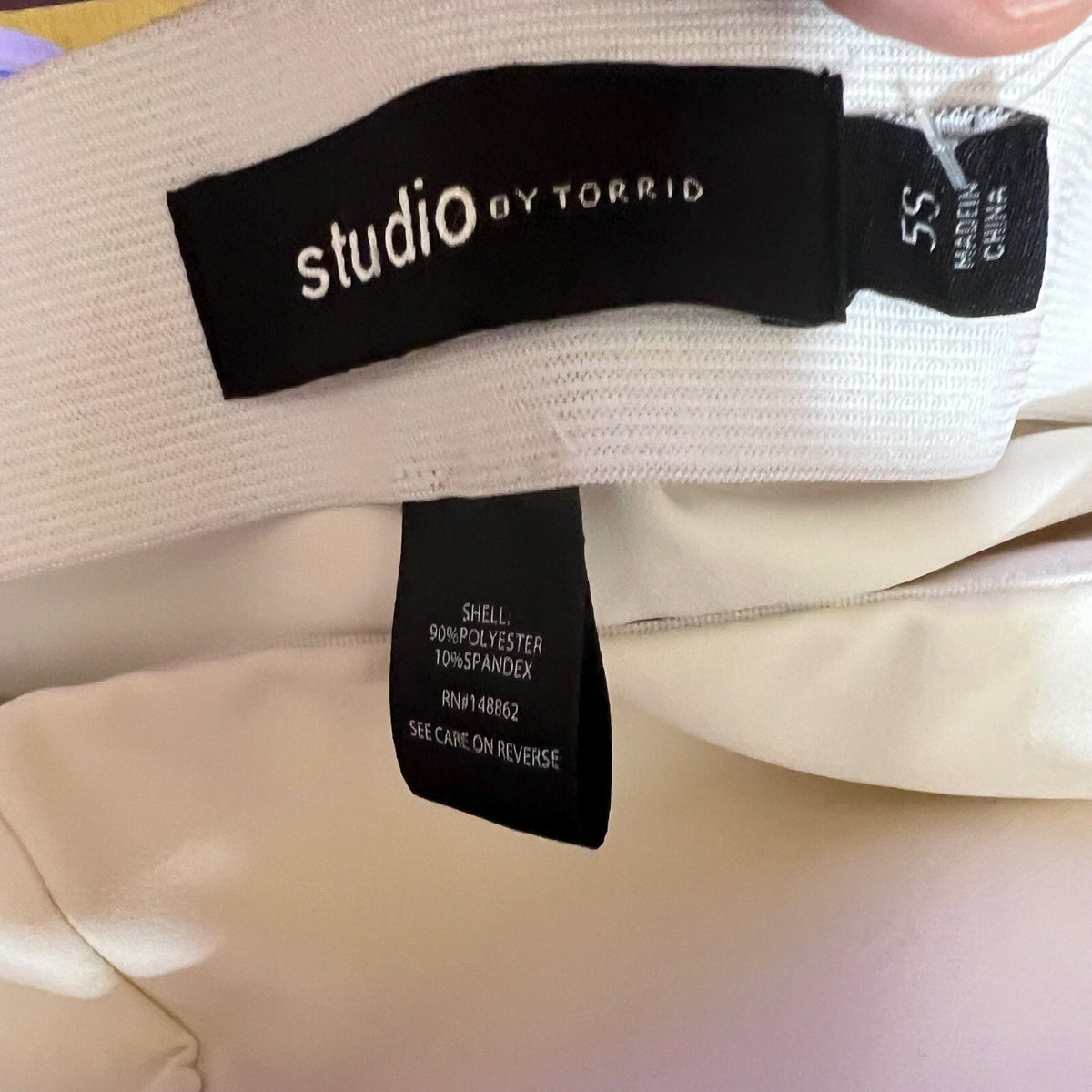 Torrid Wide Leg Studio Refined Crepe High-Rise Pants Womens 5S Pristine White