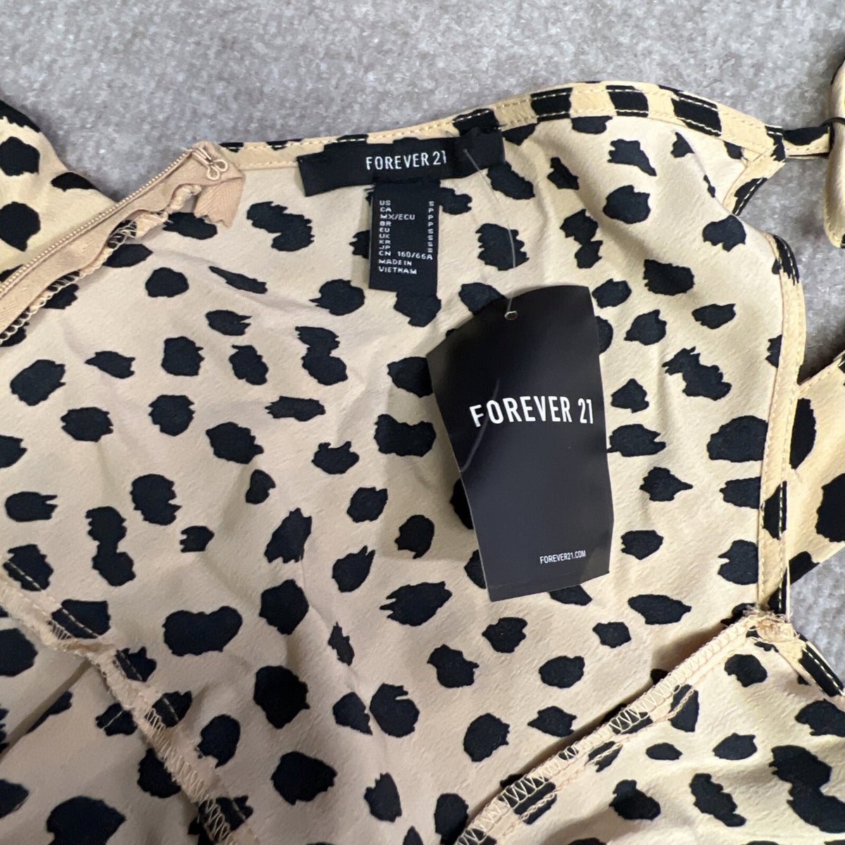 NWT Forever 21 Leopard Print Wrap Romper Size Small Taupe Spaghetti Strap Mini S