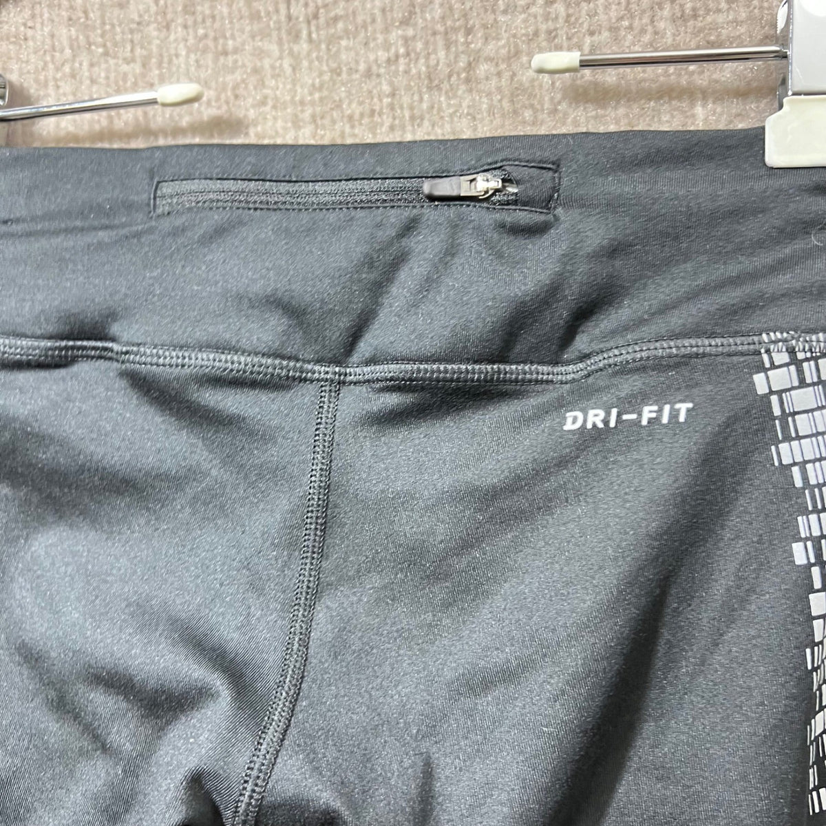 Nike Dri Fit Athletic Leggings Black White Geometric Print Size S Women