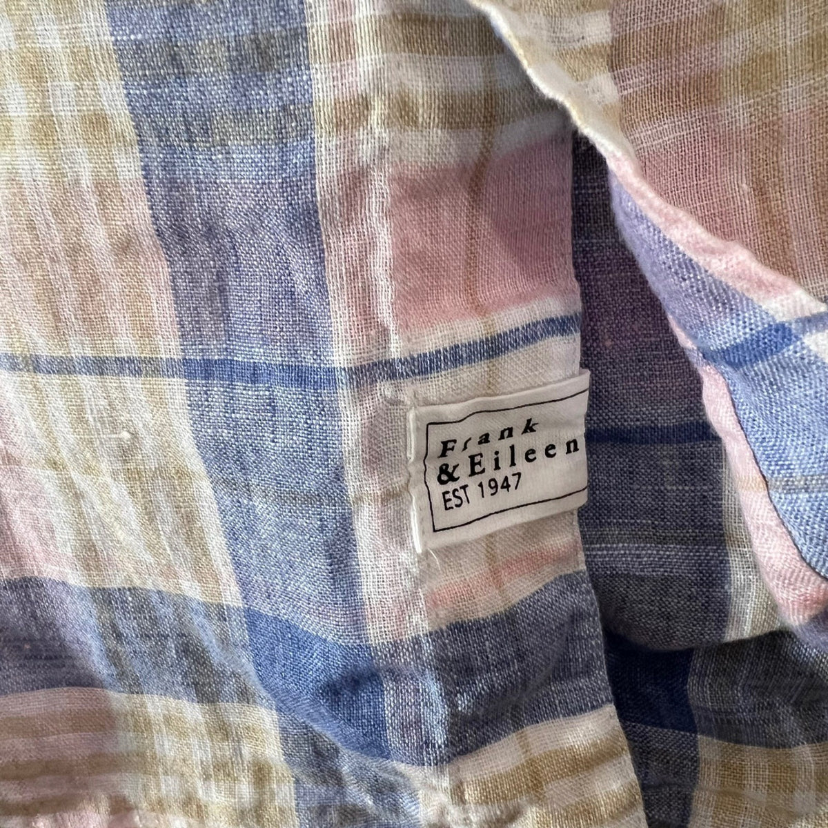 Frank & Eileen Linen Eileen Button Up Women XS Pink Blue Plaid Coastal Preppy