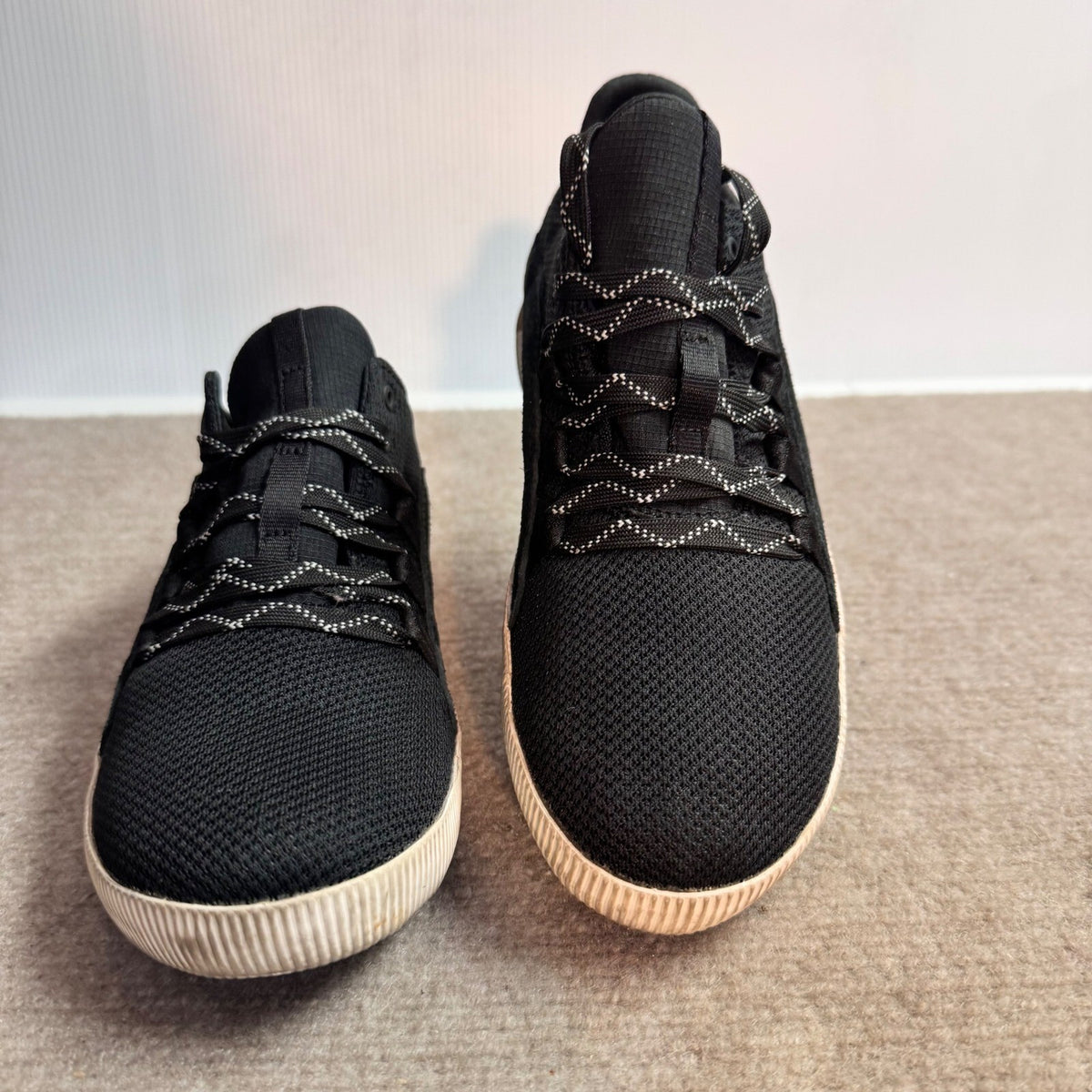 Sorel Out N About Plus Sneaker Womens 6.5 Black Mesh Suede Low Top Athletic