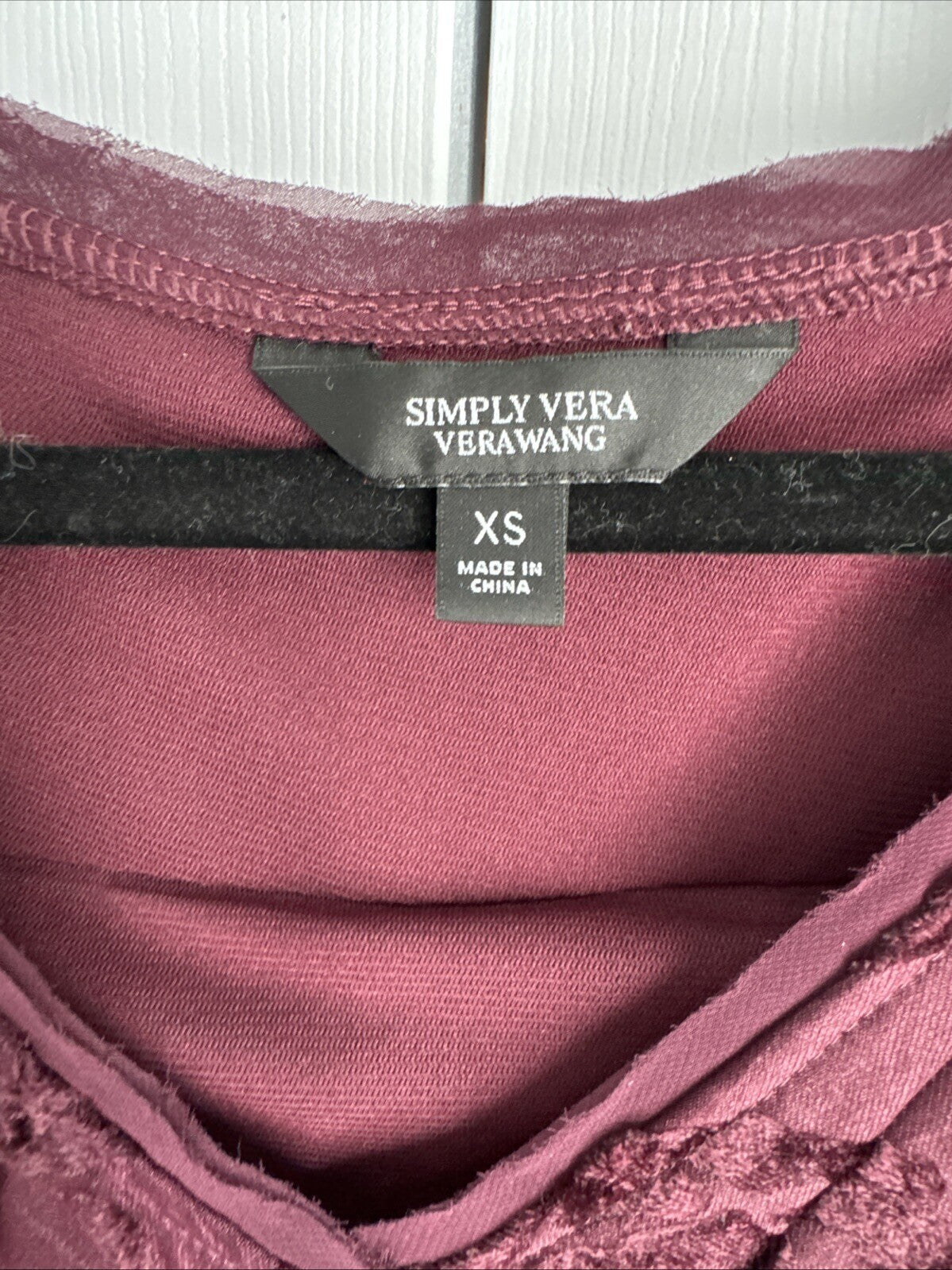 Simply Vera Wang Women Dress XS Sleeveless velvet Burnout Floral Crinkle Asymmet