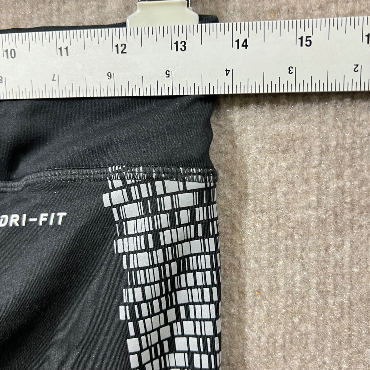Nike Dri Fit Athletic Leggings Black White Geometric Print Size S Women