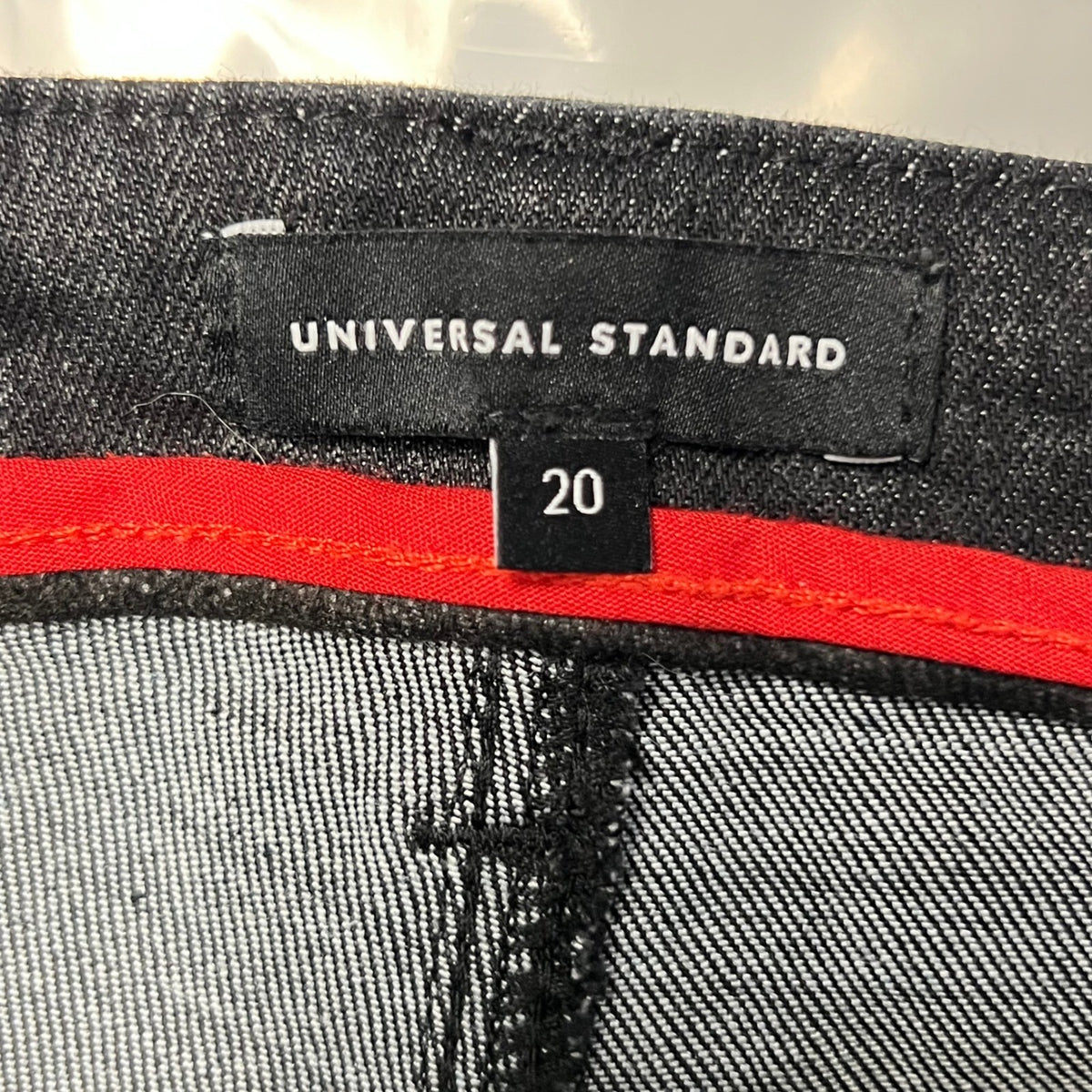 Universal Standard Black Denim Zip Ankle Jeans Women's Size 20 Stretch