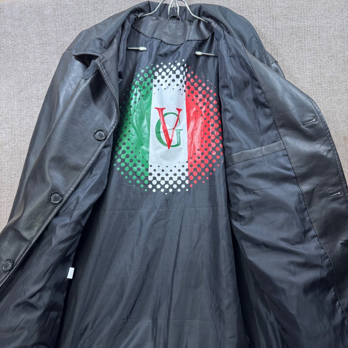 VG World Collection Black Faux Leather Jacket Italian Flag Lining Mens L