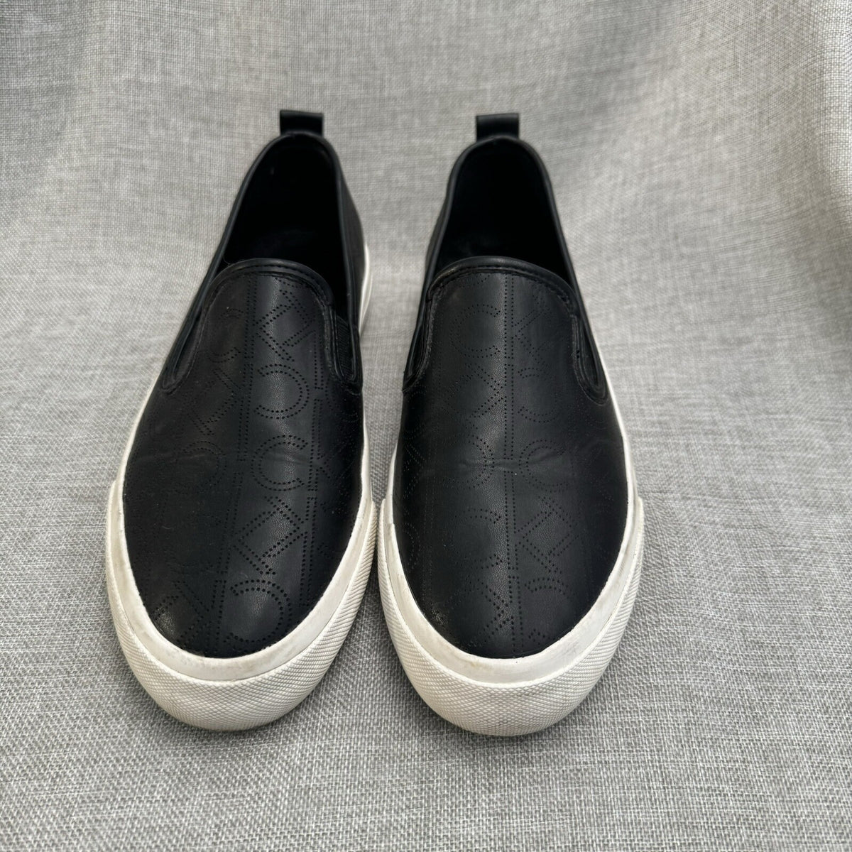 CK Calvin Klein Shoe Valette Women's Skater-Style Slip On Sneaks Black Size 7