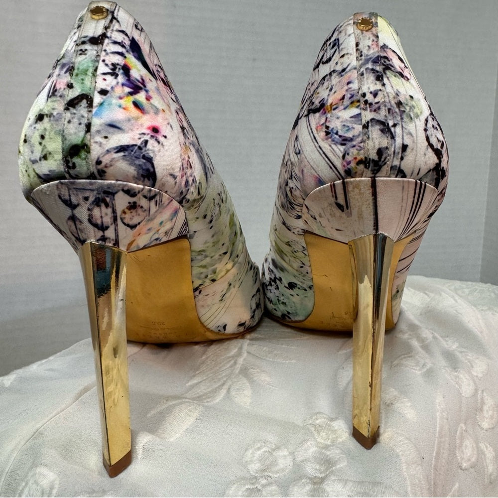 Floral Print Pointed Toe Heels Gold Accent Stiletto Pumps