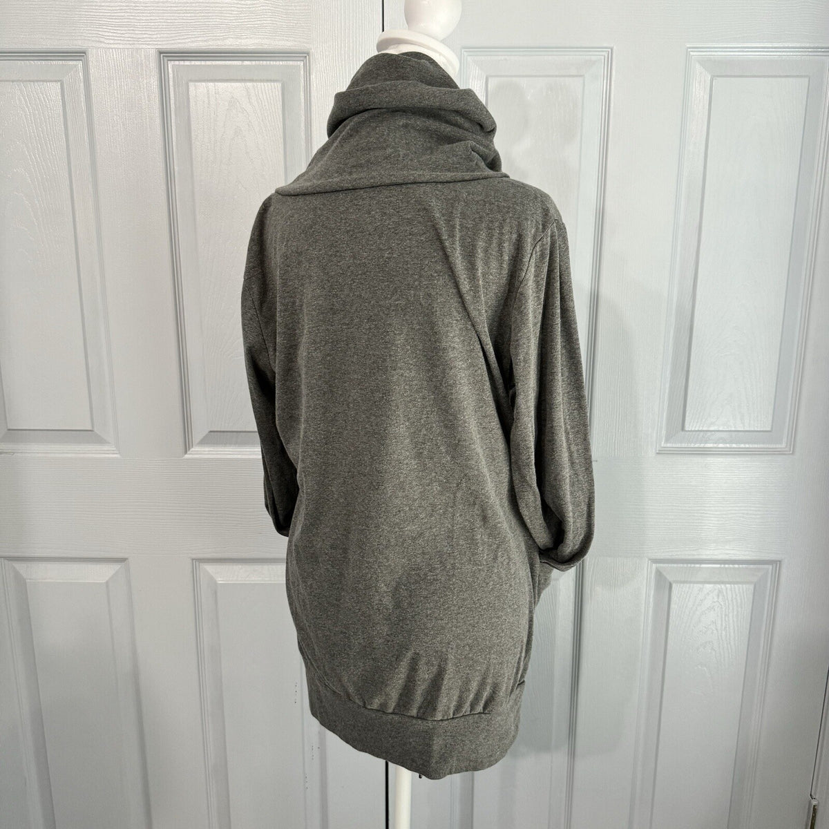 Levaca Grey Cowl Sweater with Pockets - Women Size L, Lagenlook Cozy Layer