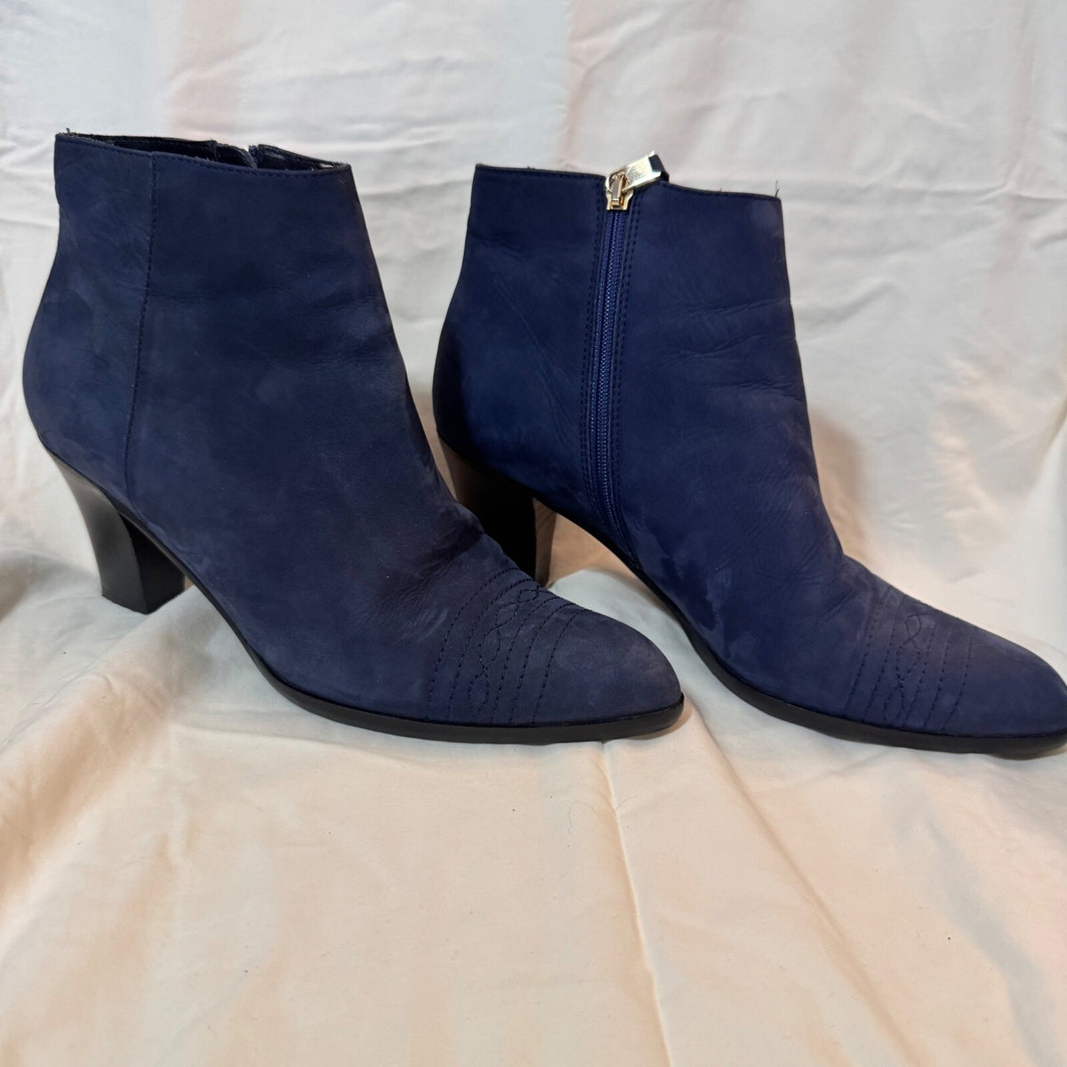 L.K. Bennett Navy Suede Ankle Boots Women41 US 10 Block Heel Side Zip Bootie