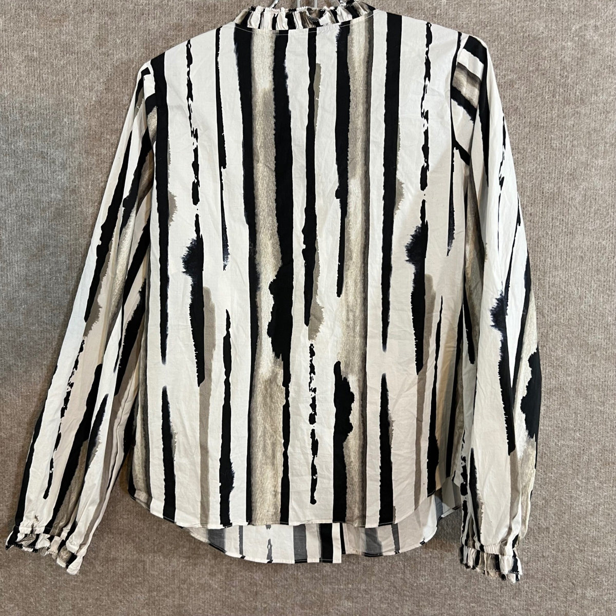 Donna Karan New York Button Down Shirt Womens Medium Abstract Stripe Ruffle