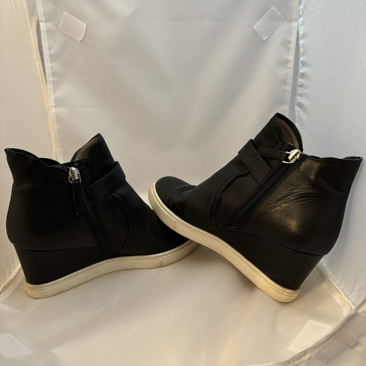 L.Paolo Hidden Wedge Ankle Boots Women 7 Black Leather Buckle Zip Gorpcore