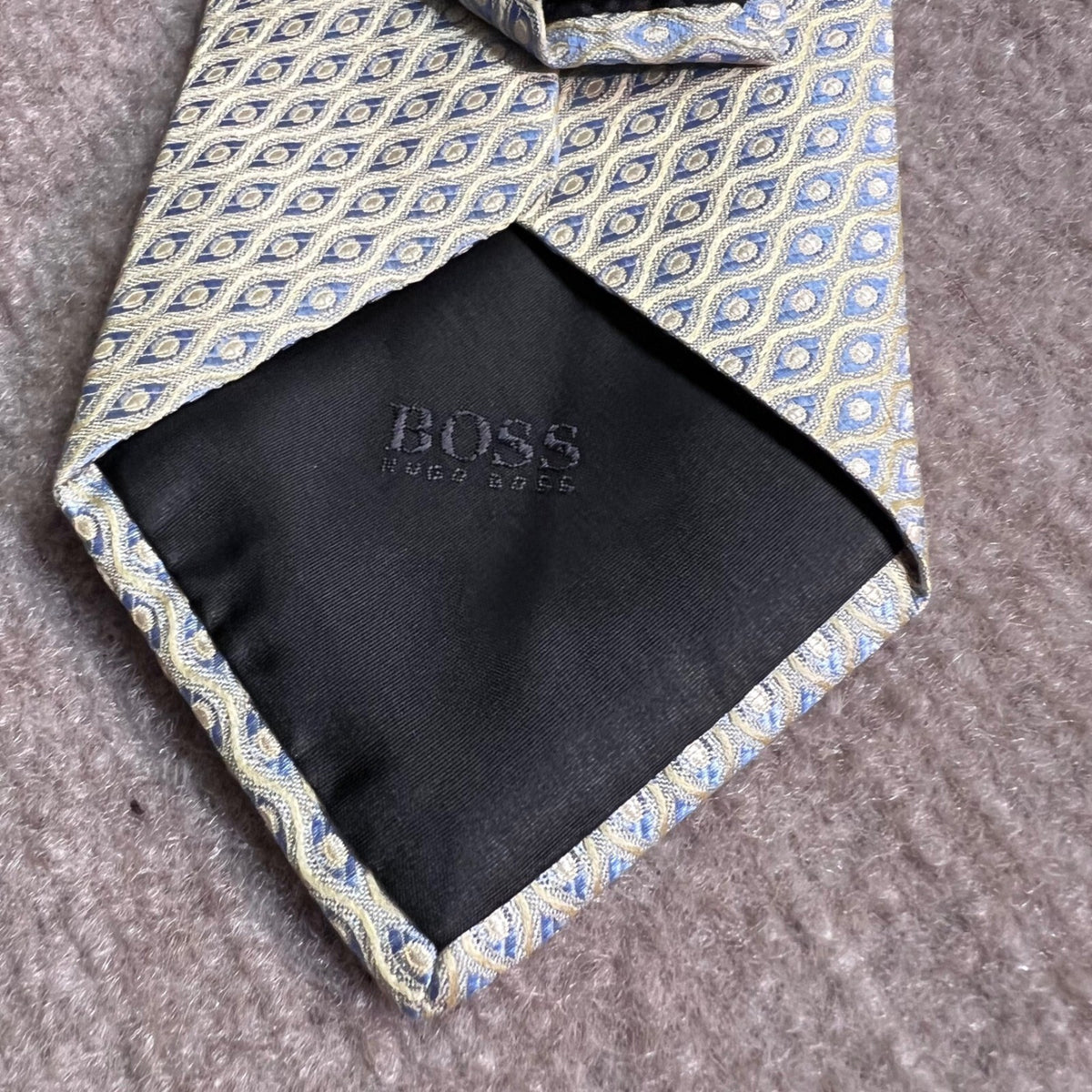 Hugo Boss Tie Mens Blue Yellow Geometric Silk Necktie Italy Designer