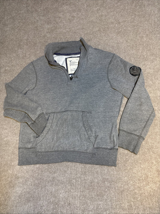 AEO 1/4 zip Men XL Fleece Sweatshirt Kangaroo Pocket Mock Neck Collar Applique