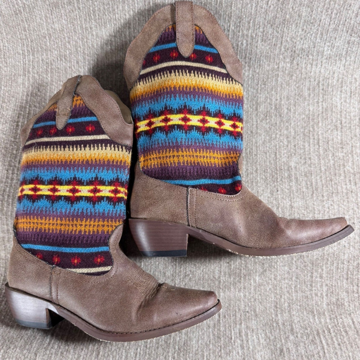 Roper Womens Western Boots Aztec Print Knit Shaft Brown Point Toe Sz 7