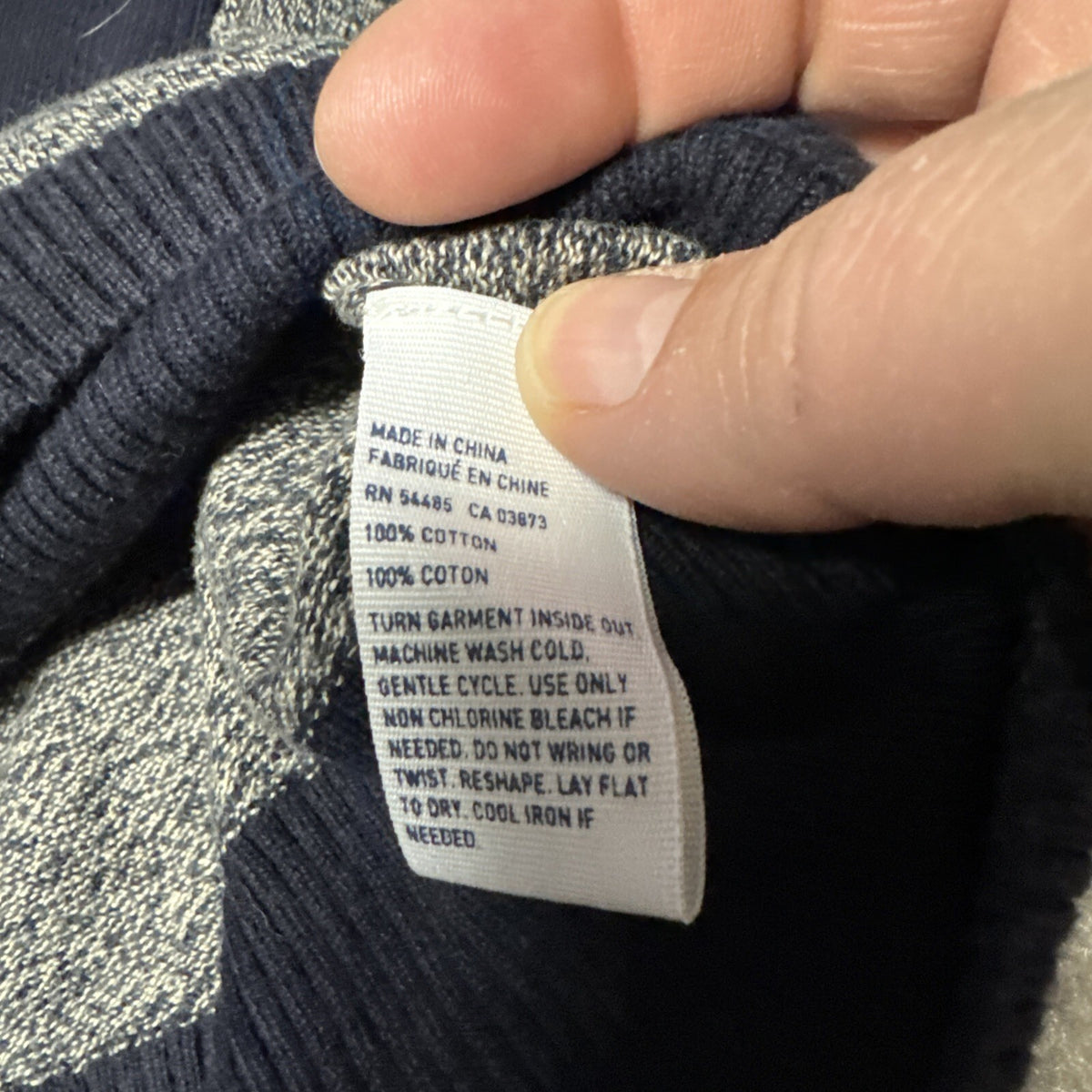 American Eagle Sweater Mens 2XL Navy Gray Knit V-Neck