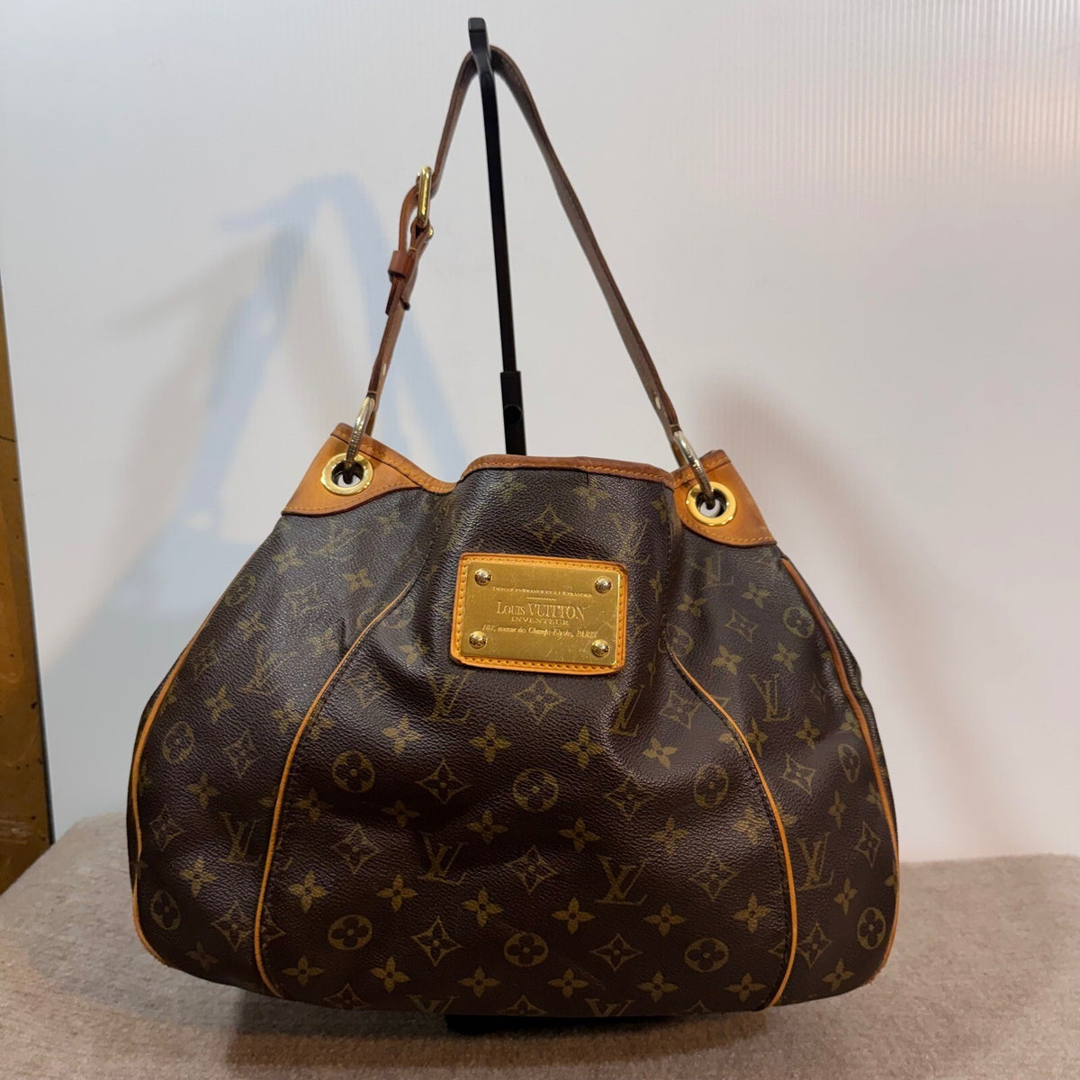 Louis Vuitton Galliera PM Monogram Canvas Shoulder Bag Brown Luxury SD1089 READ