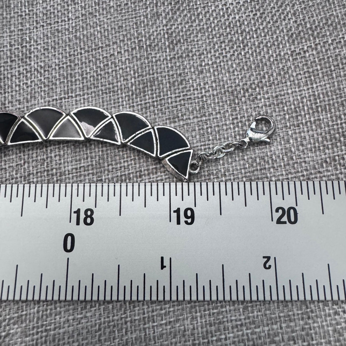 LC Lauren Conrad Silver Tone Geometric Earrings & Unbranded Matching Necklace
