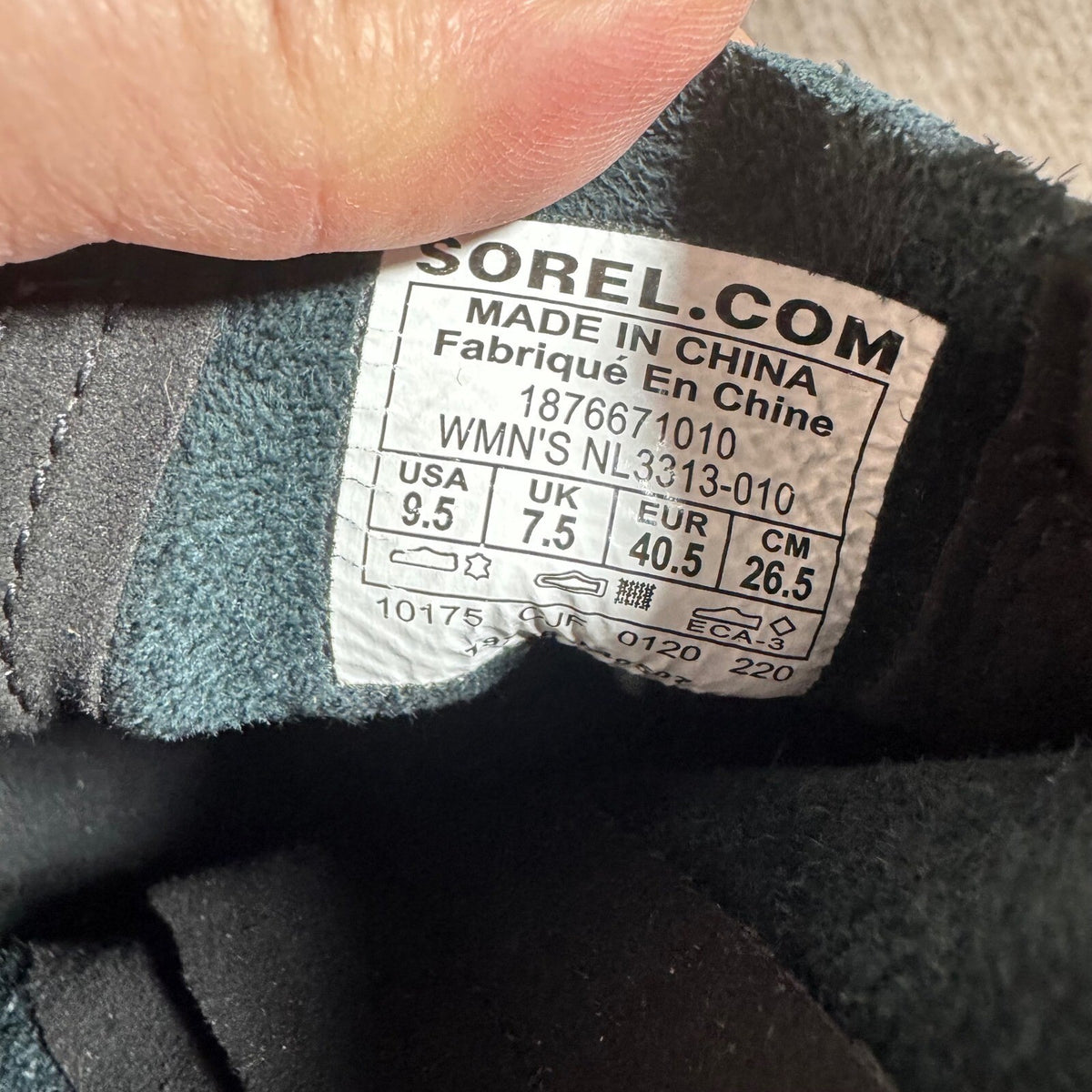 Sorel Joan of Arctic Wedge II Chelsea Black Suede Zip Ankle Boots Women's 9.5