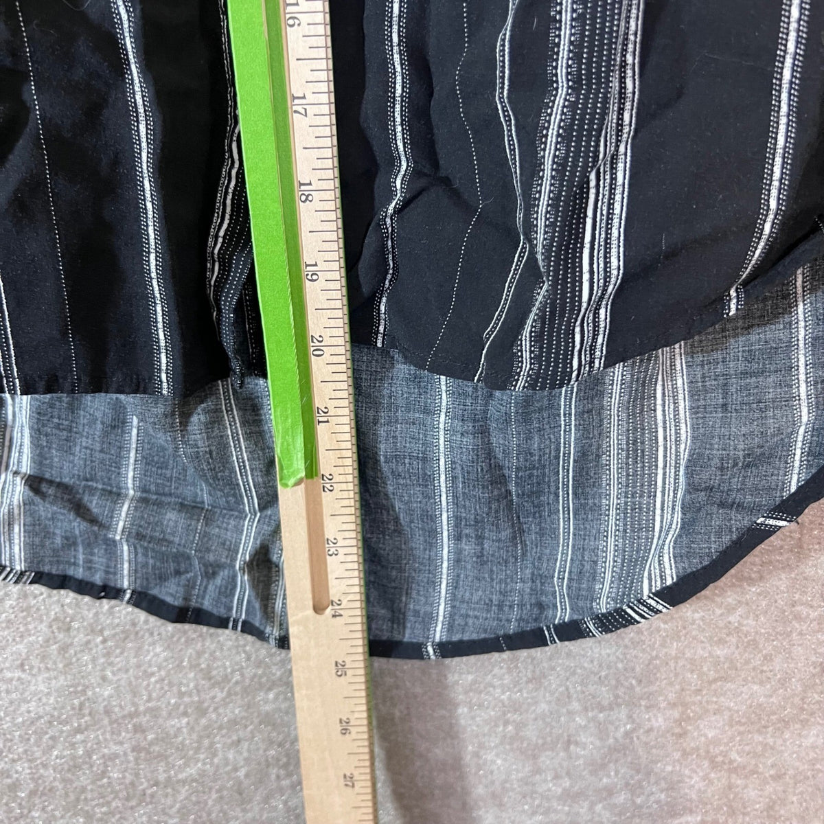 DR2 Button Up Top Women Small Black White Striped Rayon Lightweight Minimalist