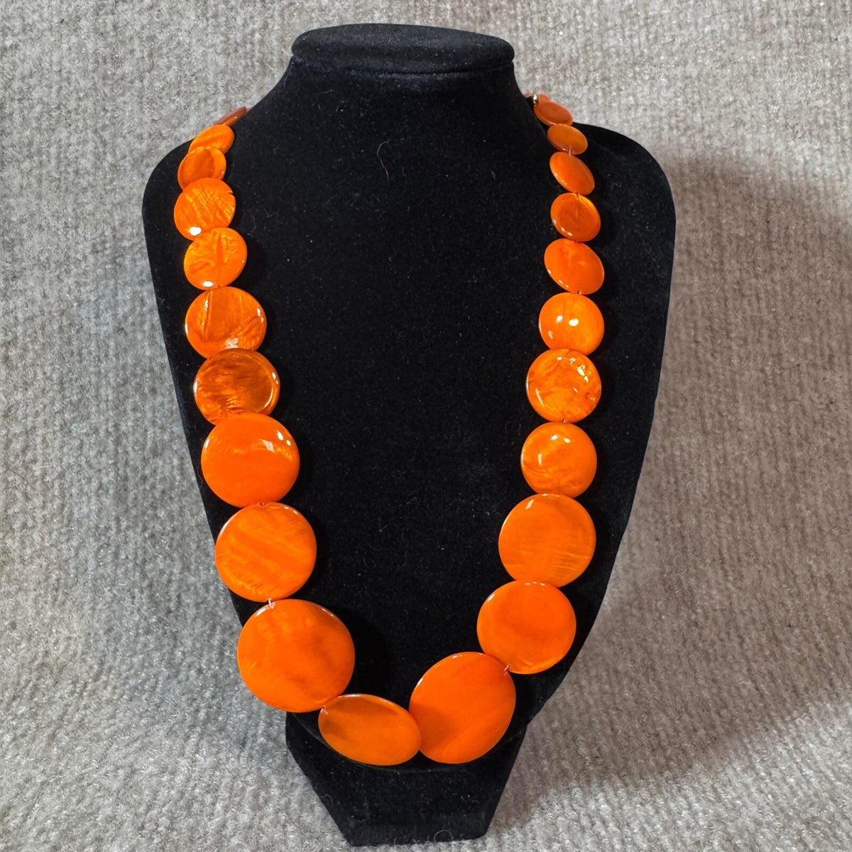 Orange Faux Shell Disc Statement Necklace Women OS Mod Retro Mid Century Bold