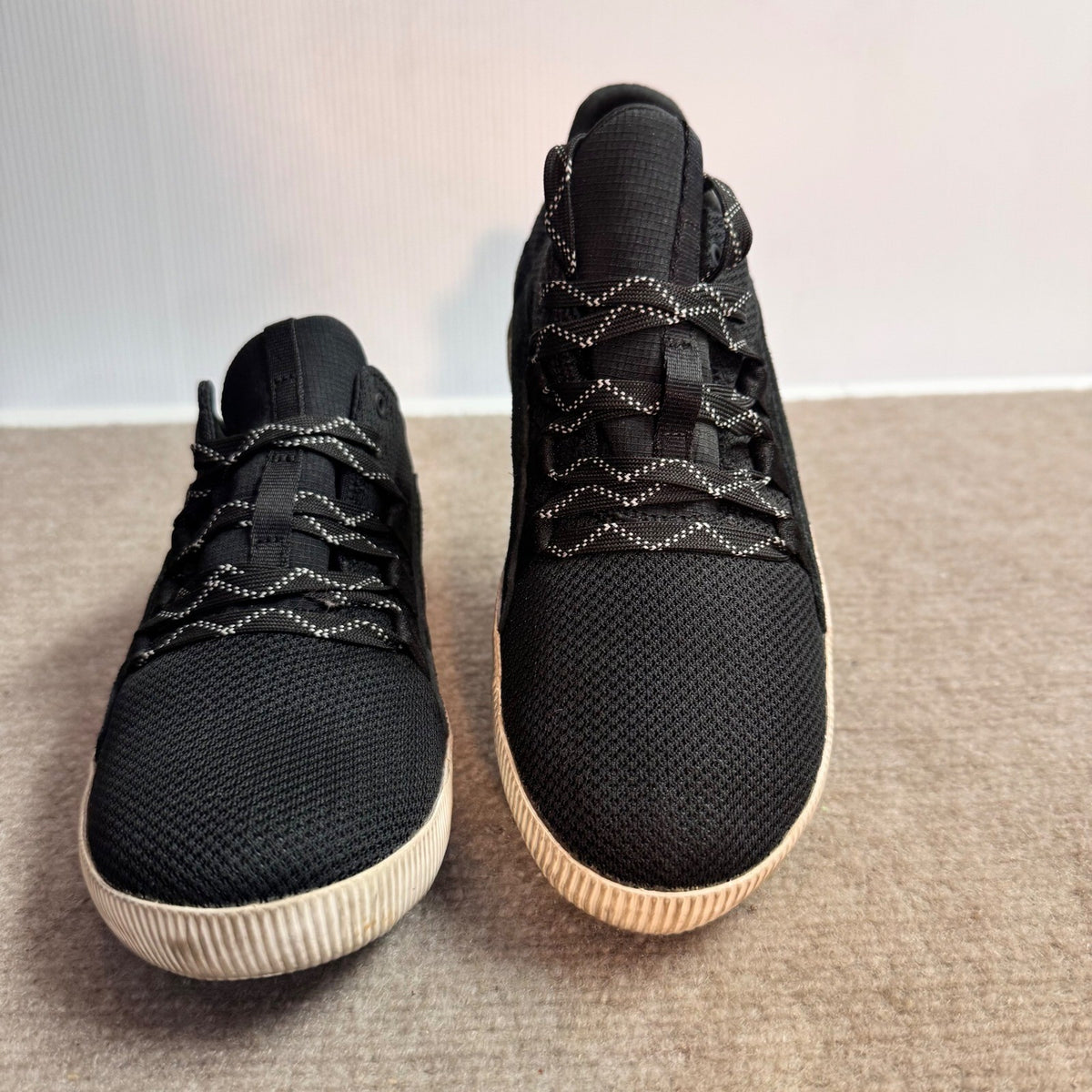 Sorel Out N About Plus Sneaker Womens 6.5 Black Mesh Suede Low Top Athletic