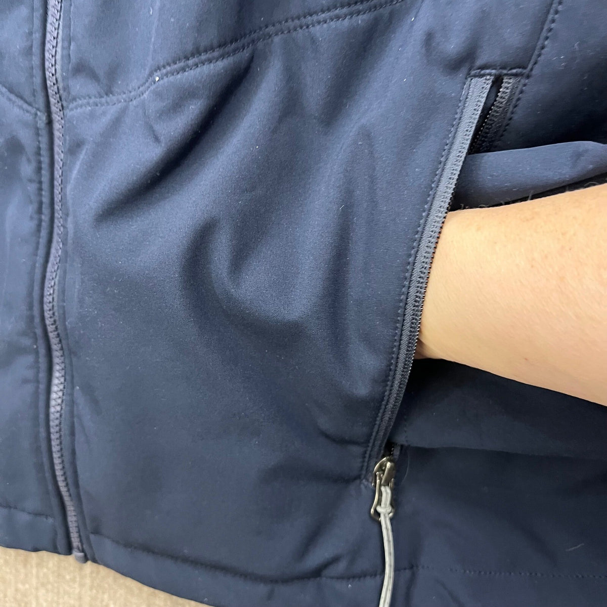 Eddie Bauer Mens Navy OSI Oakland Safety Committee Softshell Jacket L G