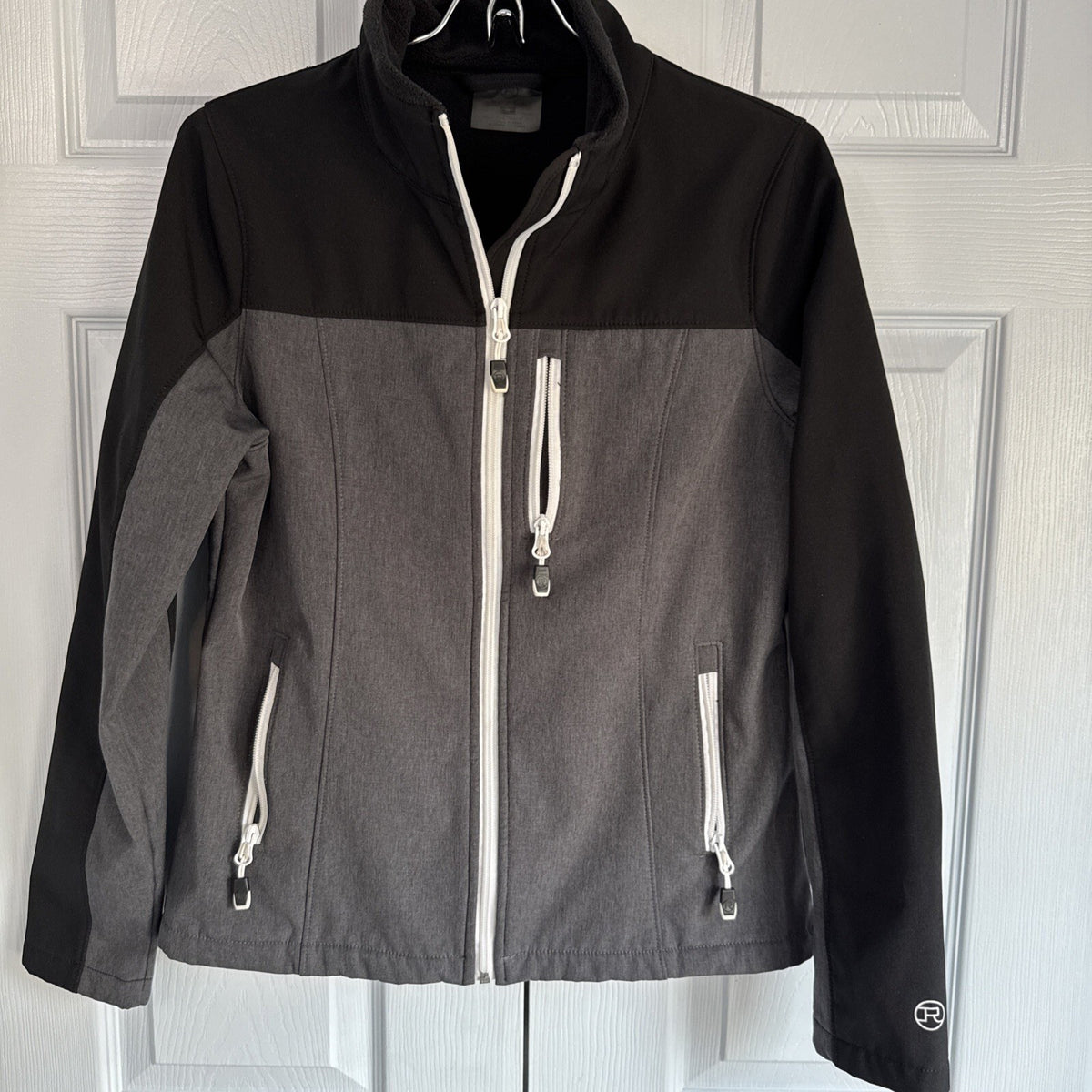 Roper Softshell Jacket Black Gray Full Zip Pockets Lined Women's Outdoor