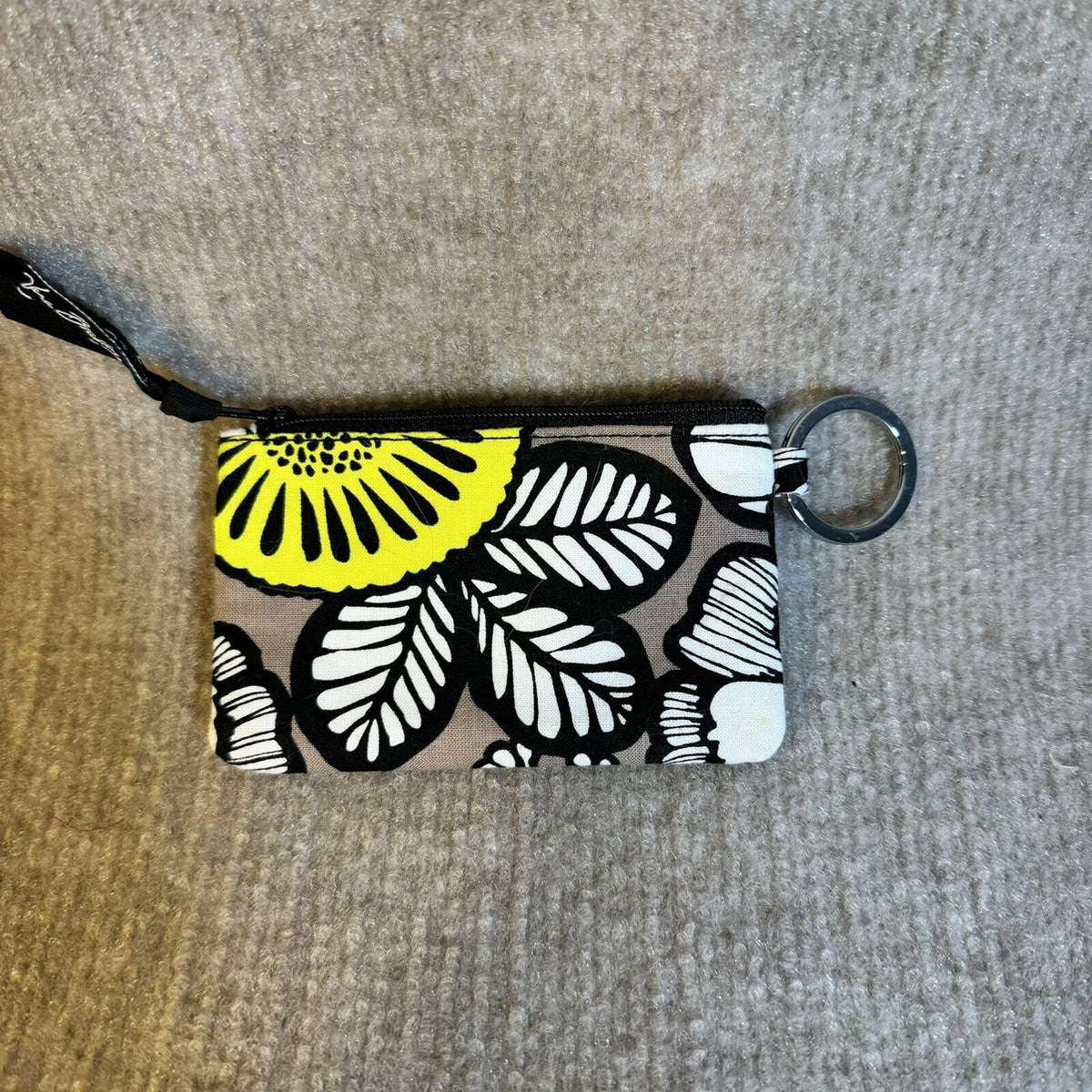 Vera Bradley zip ID Case in Citron Pattern
