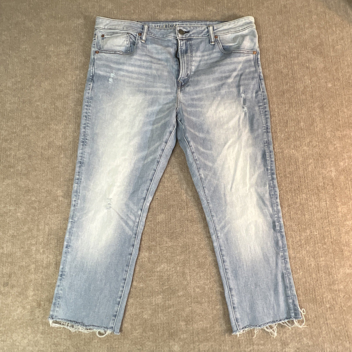 American Eagle Men’s 38x30 Jeans Airflex+ Temp Tech Original Straight Distressed