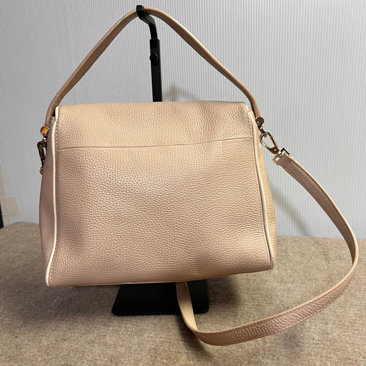 Kate Spade Pebbled Leather Crossbody Bag Women Beige Tassel Flap Purse Flaw