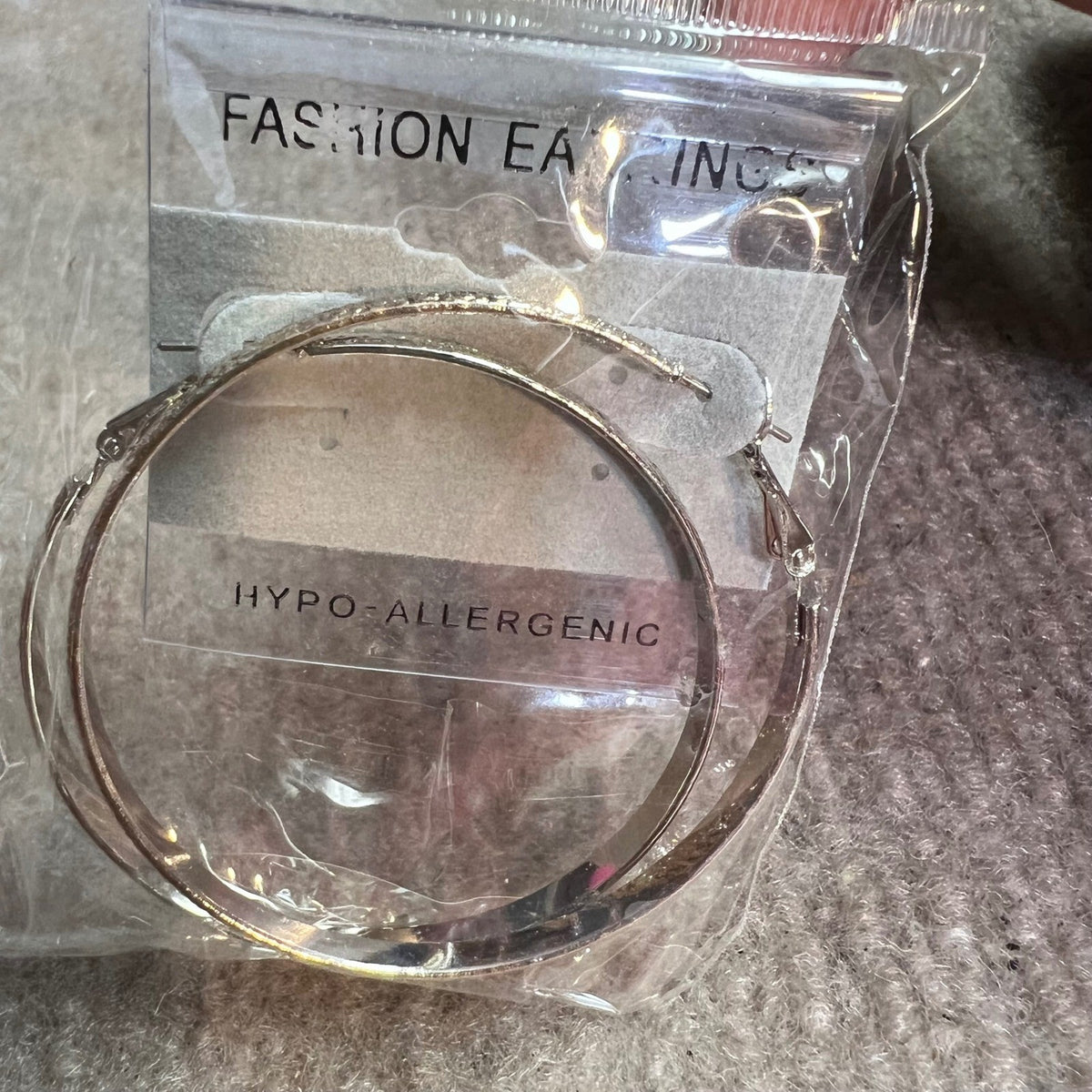 Unbranded Silver Tone Hoop Earrings 2" Textured Metallic Hypoallergenic Classic
