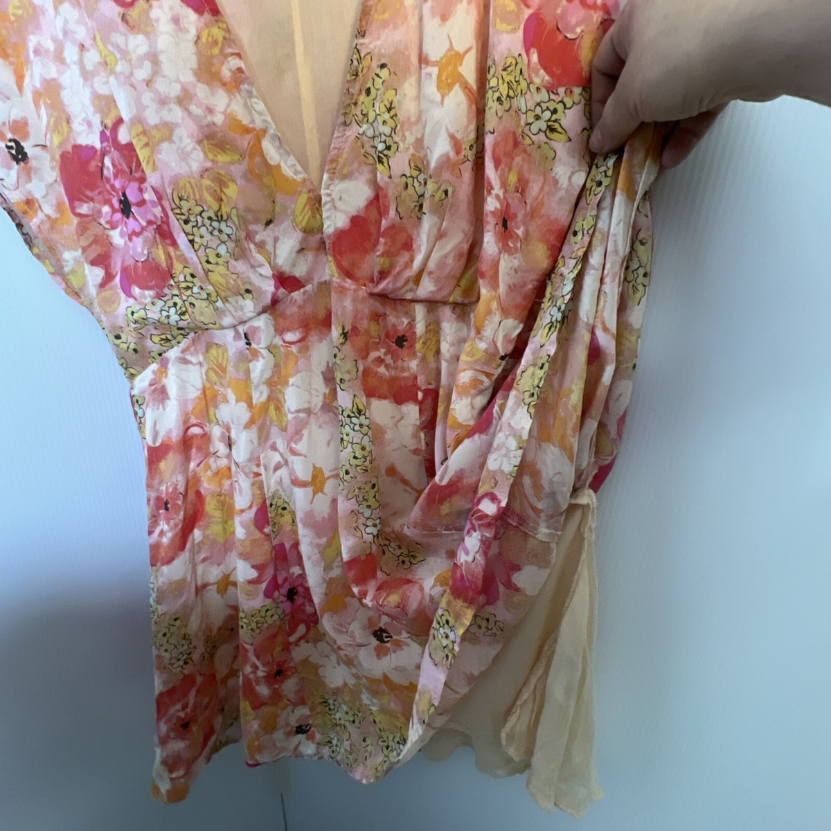 Free People - Women's Pink Floral Print - Deep V Neck - Size Small