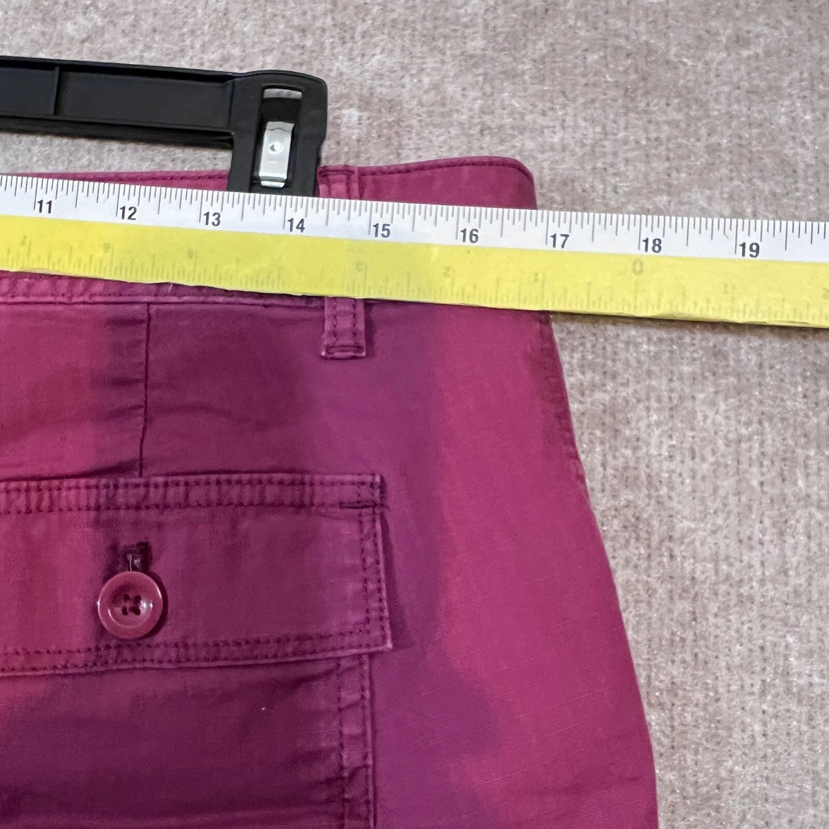 Eddie Bauer Ripstop Cargo Shorts Women 10P Maroon Purple Stretch Hiking Gorpcore