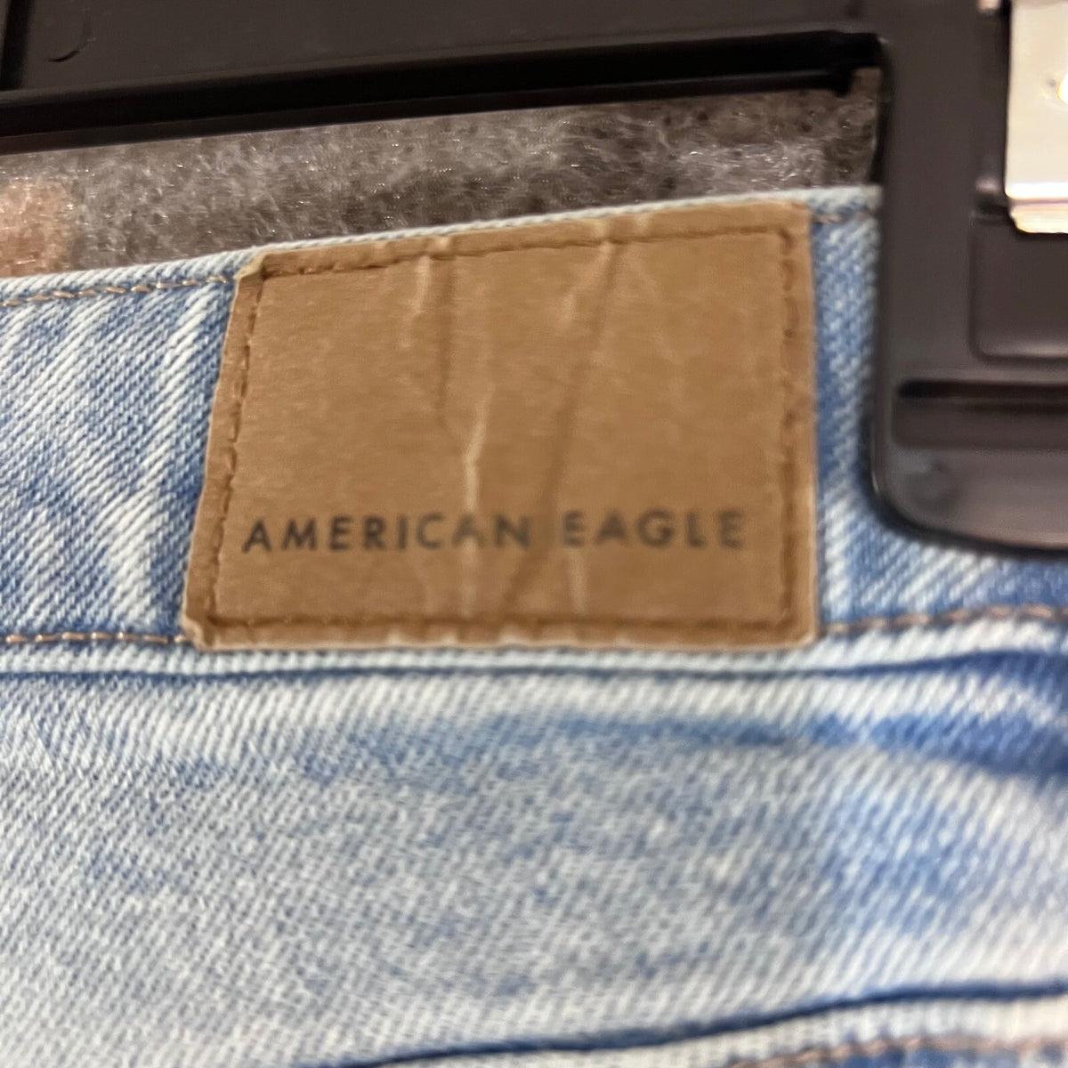 American Eagle Mom Jeans Womens 6 Light Wash High Rise Strigid Denim Casual