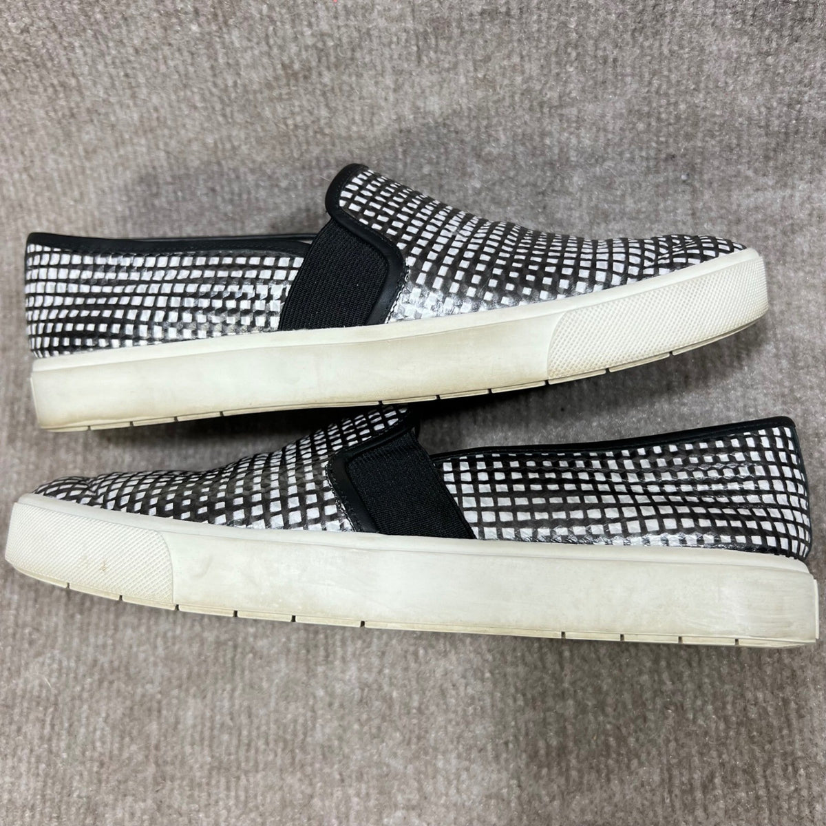 Vince Black White Checkered Slip On Sneakers Women's US 7.5 EUR 37.5 Platform