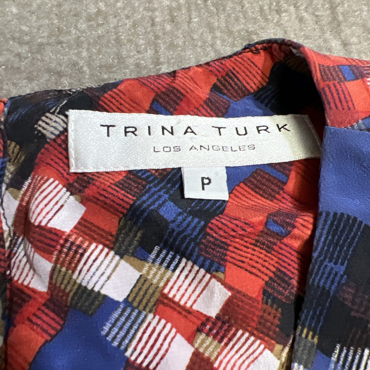 Trina Turk Silk Pleated Sleeveless Shell Top Small USA Red White Blue Geometric