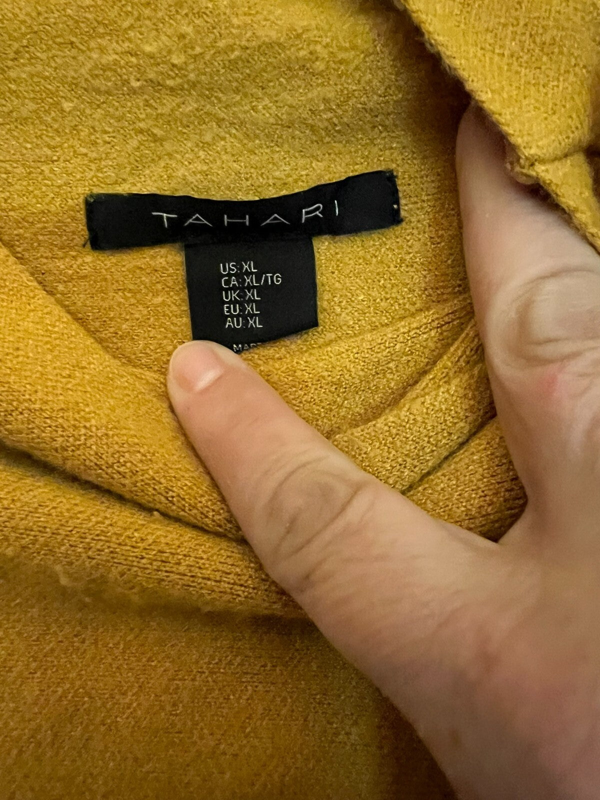Tahari Women’s Sweater XL Mustard Mock Neck Flip Cuff Knit Stylish Comfortable