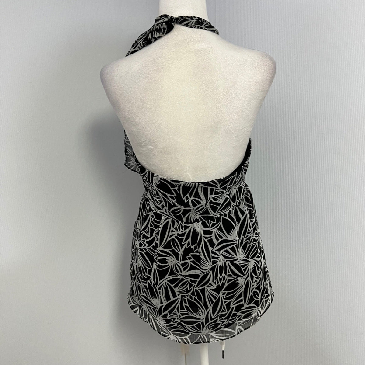 Ann Taylor LOFT Women's Size 6 Floral Leaf Print Halter Top Sleeveless Blouse