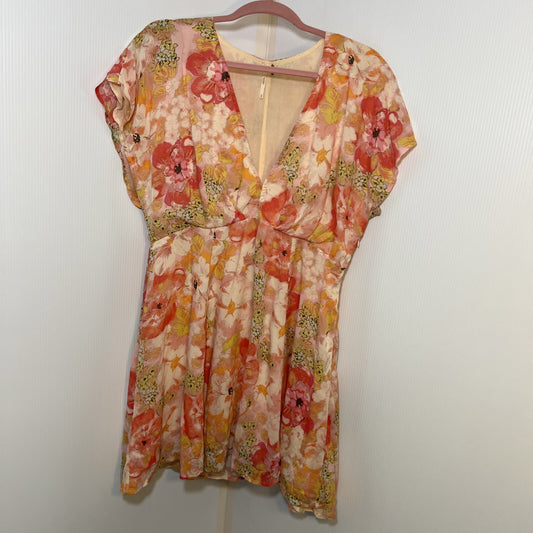 Free People - Women's Pink Floral Print - Deep V Neck - Size Small