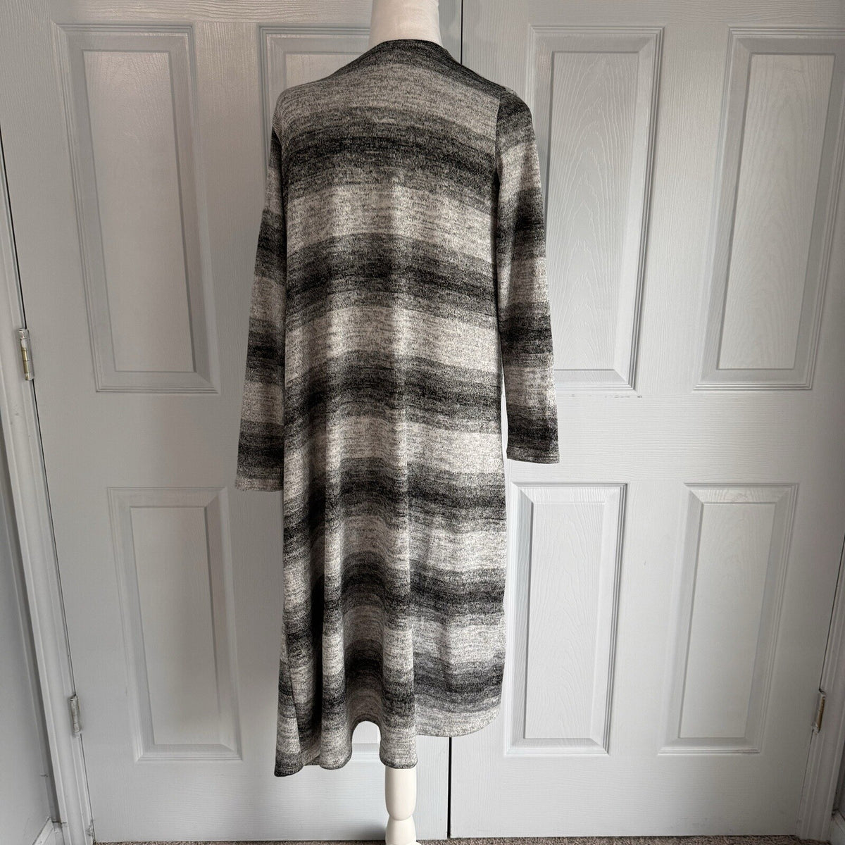 Lularoe Size S Sarah Duster | Boho Cozy Cocoon Coat | Patch Pockets Grey Stripe