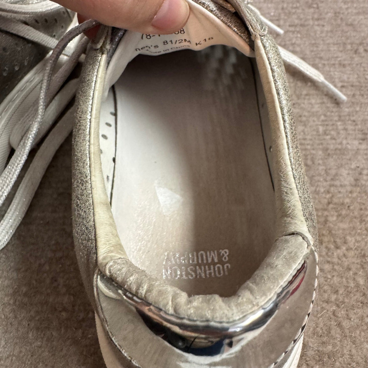 Johnston & Murphy Sneaker Womens 8.5 Silver Metallic Perforated J&M Flex Casual