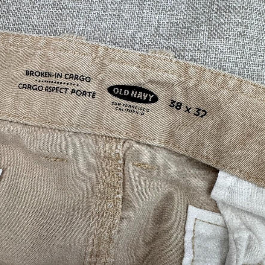 Old Navy 38/32 Broken-In Relaxed Fit Cargos Casual Preppy Workwear