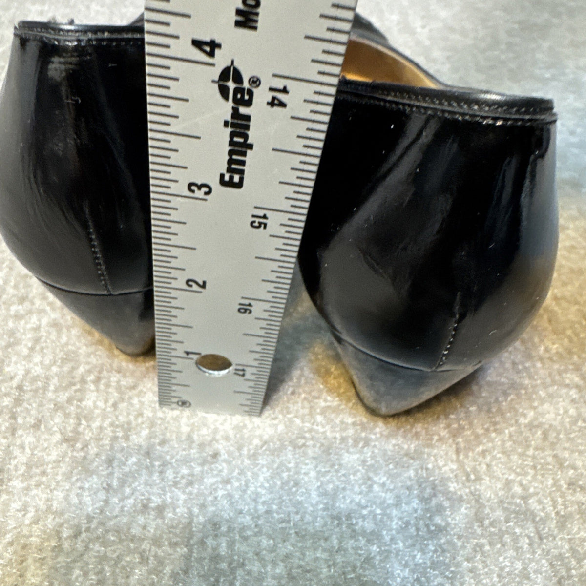 Vintage Ferragamo DQ 7653 Black Leather Cap Toe Pumps 7.5 AAA Narrow Italy