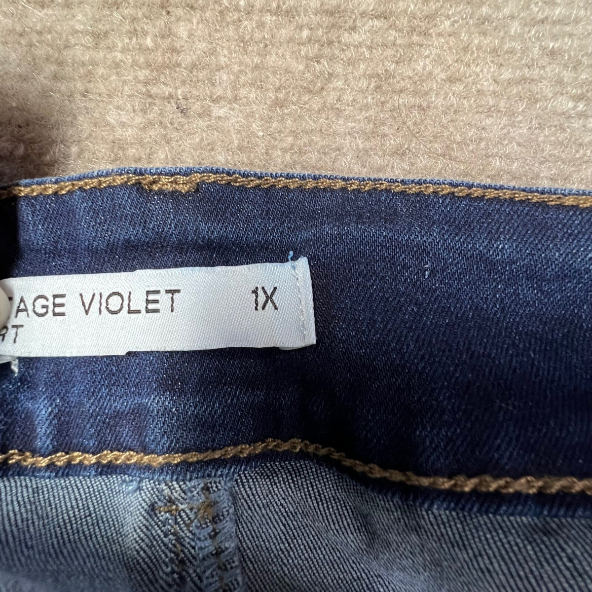 Vintage Violet Denim Skirt Womens 1X Dark Wash Pencil Knee Length Button Fly